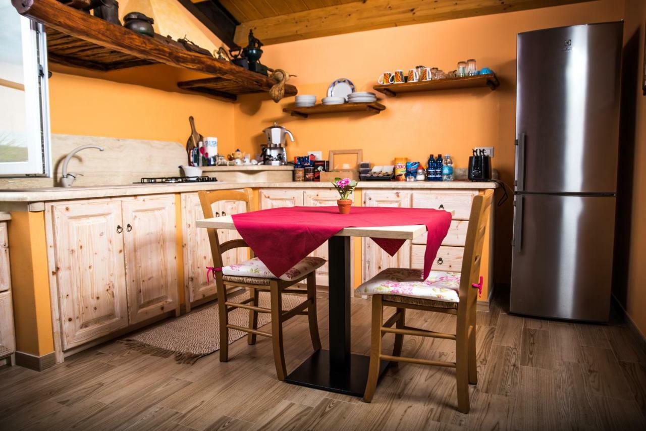 B&B Il Cenerino Сант-Антиоко Экстерьер фото